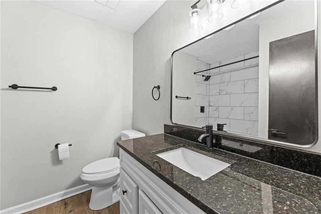 11812 E 56th Terrace — photo 17