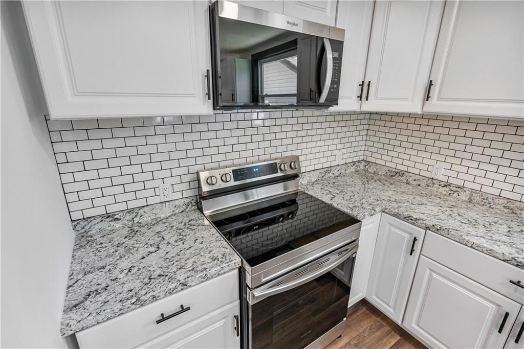 1110 W 3rd Street — photo 21