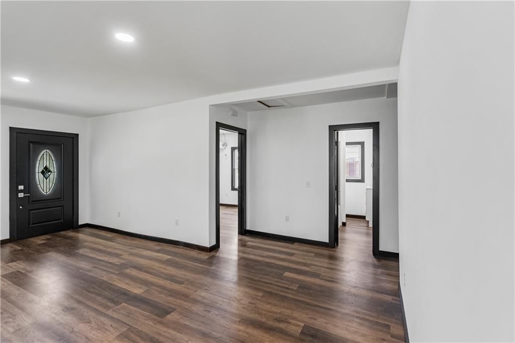 1110 W 3rd Street — photo 26