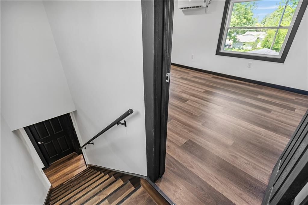 1110 W 3rd Street — photo 37