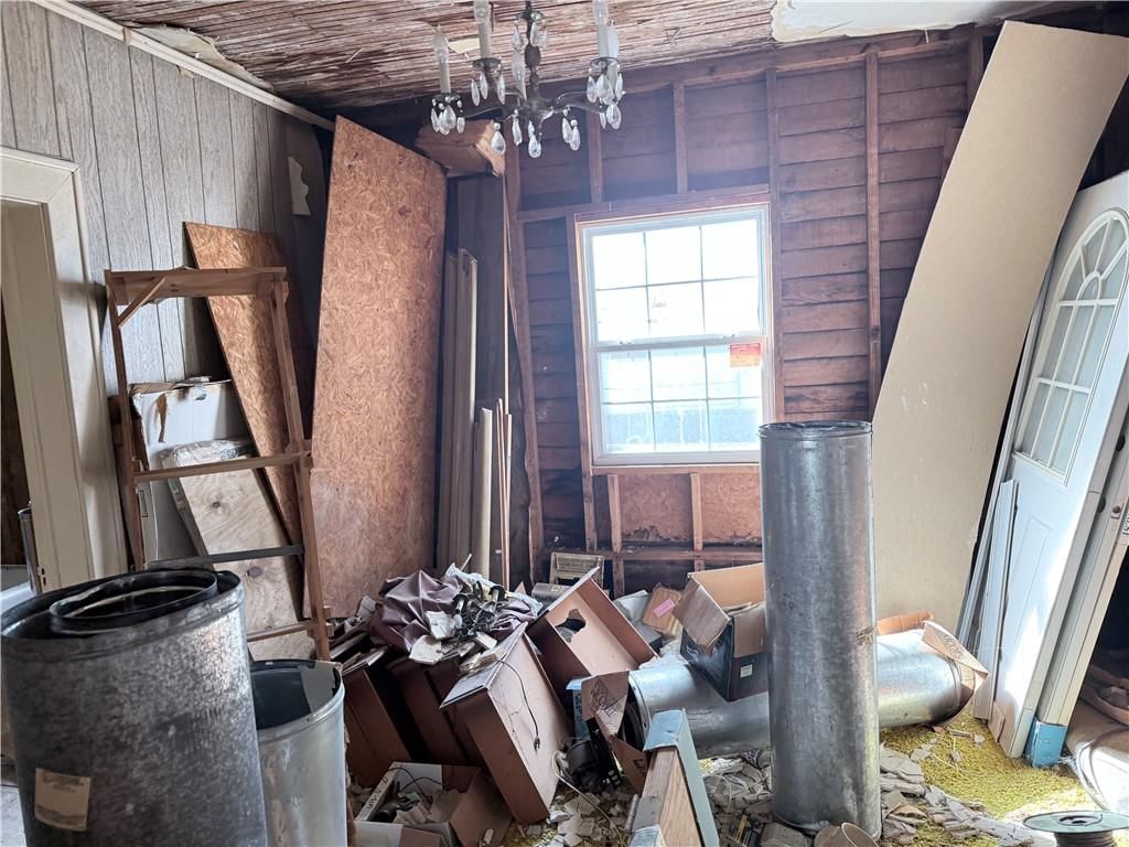 112 W Oak Street — photo 8