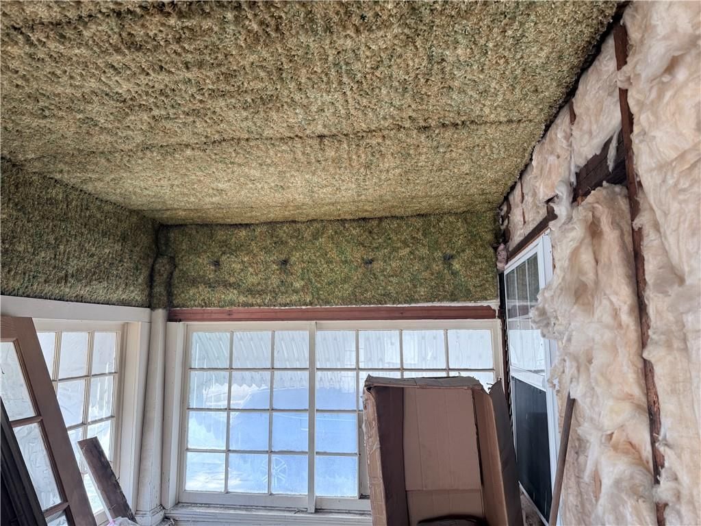 112 W Oak Street — photo 11