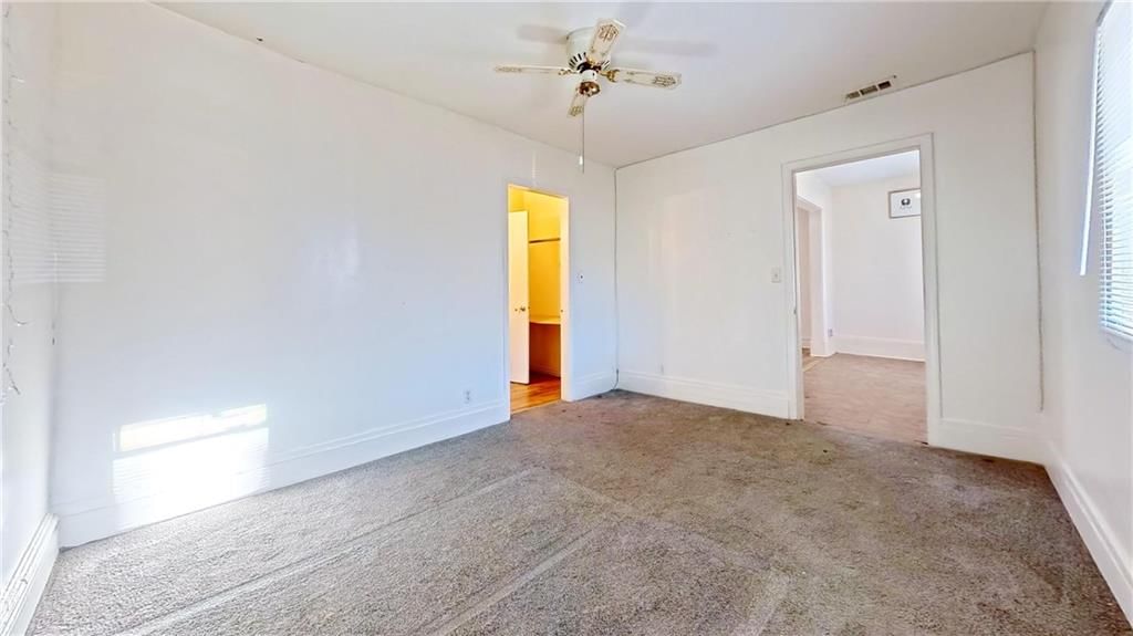 221 N Clay Street — photo 19