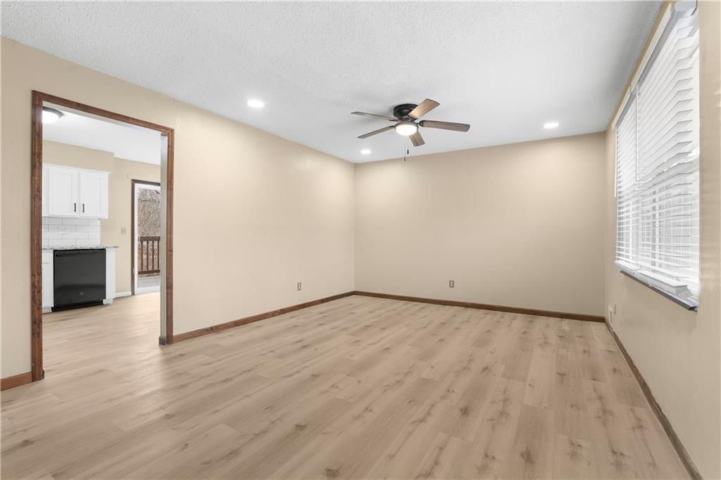 406 SE 21st Street — photo 4