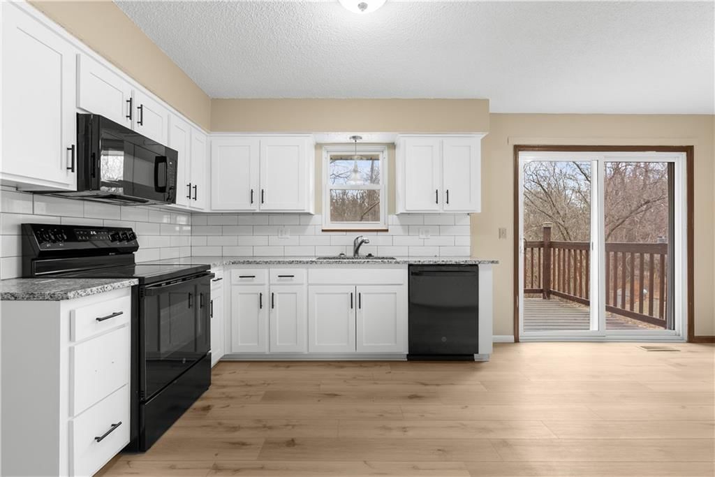 406 SE 21st Street — photo 5