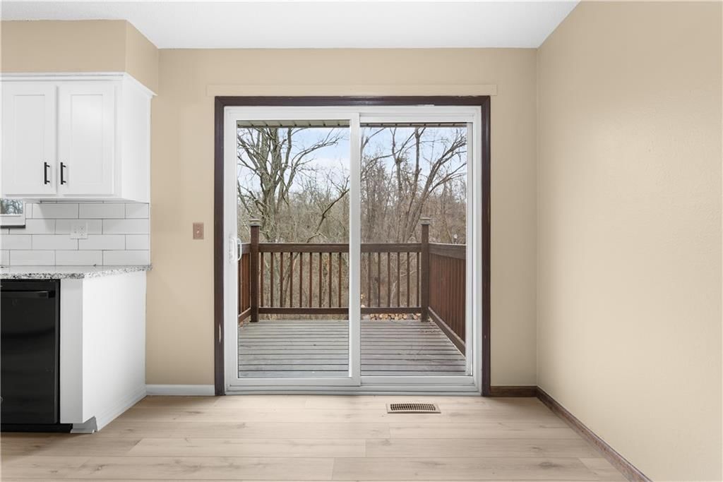 406 SE 21st Street — photo 9