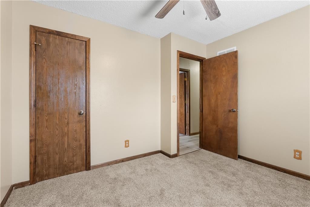 406 SE 21st Street — photo 16