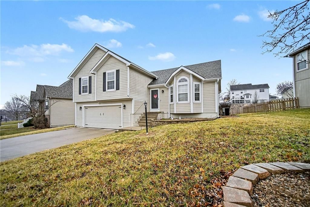 5504 Long View Drive — photo 3