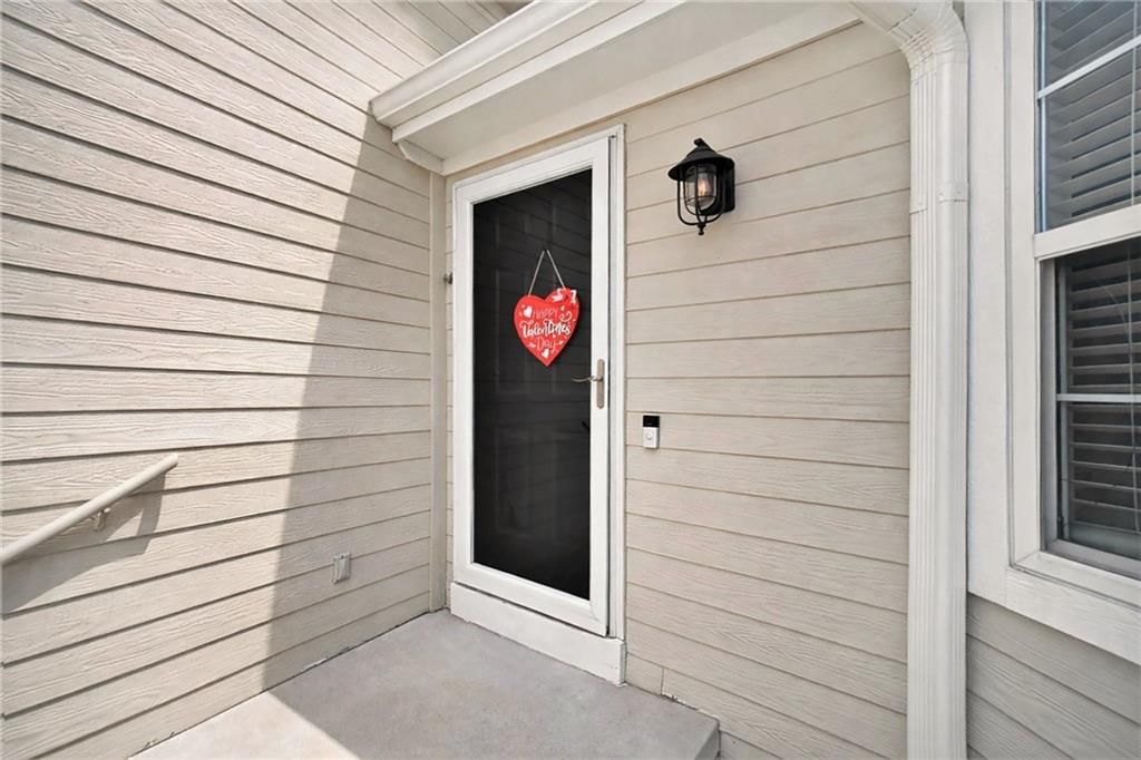 5504 Long View Drive — photo 4