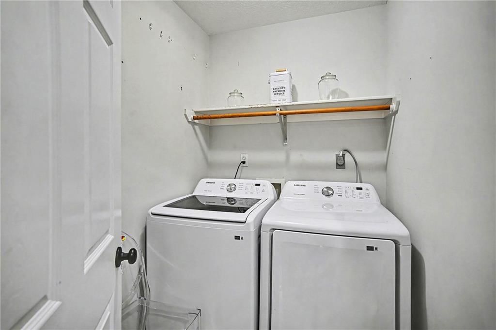 5504 Long View Drive — photo 13
