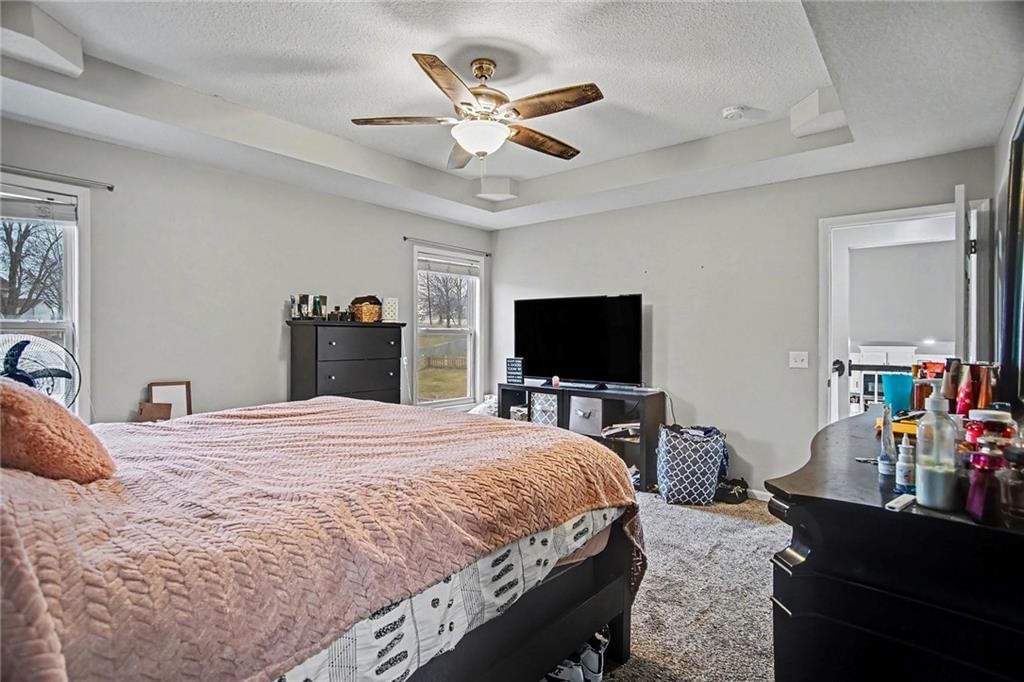 5504 Long View Drive — photo 16