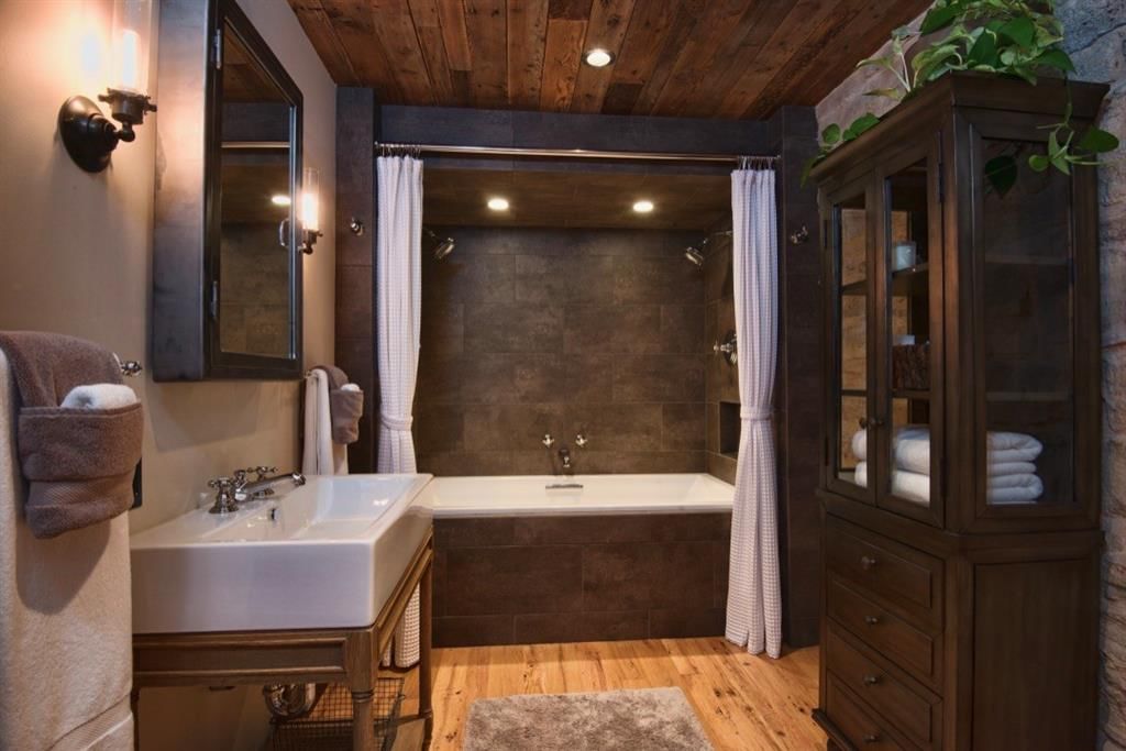 5020 Anderson Avenue — photo 9