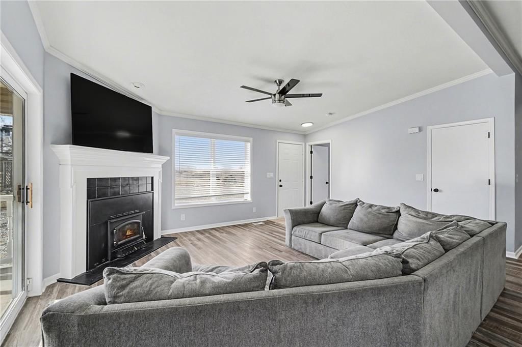 2425 S 55th Street — photo 7