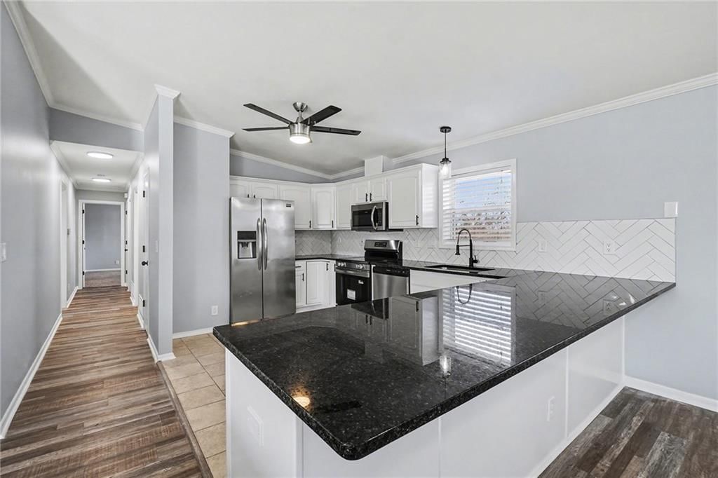 2425 S 55th Street — photo 11