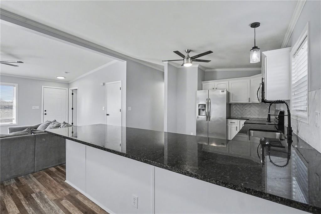 2425 S 55th Street — photo 12