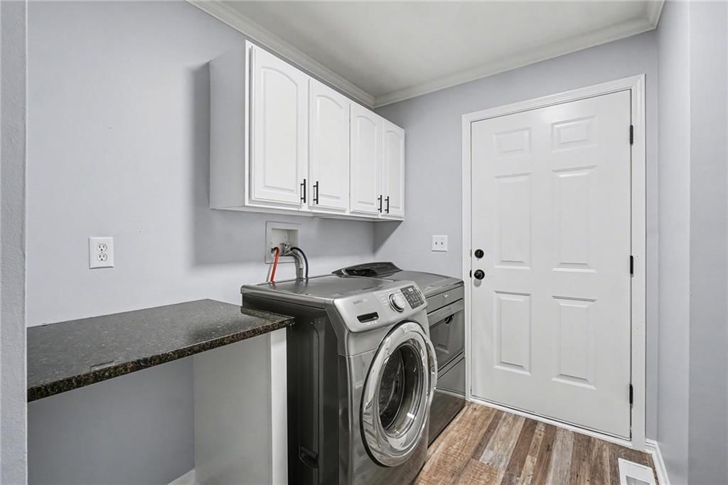 2425 S 55th Street — photo 16
