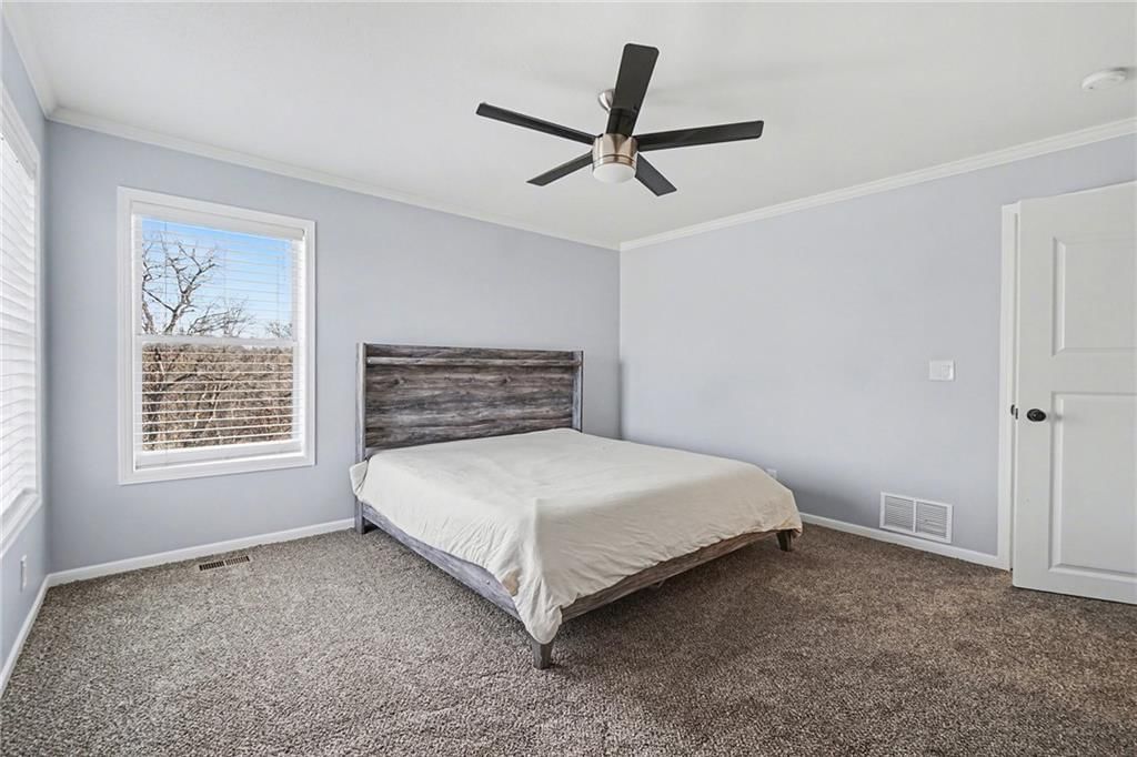 2425 S 55th Street — photo 20