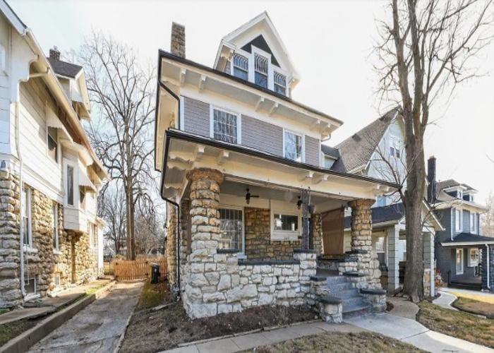 2619 Victor Street — photo 2