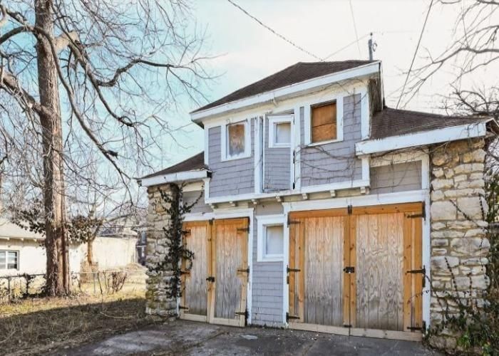 2619 Victor Street — photo 4