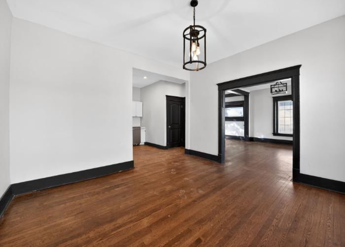2619 Victor Street — photo 8