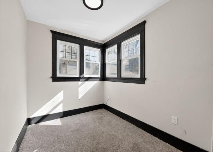 2619 Victor Street — photo 17