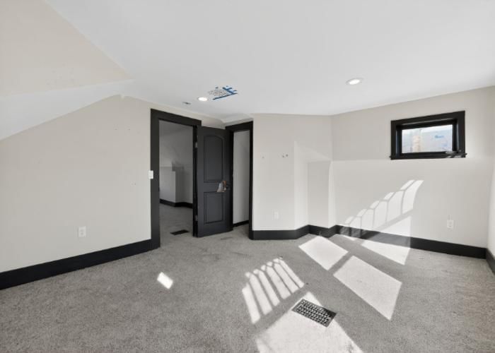 2619 Victor Street — photo 18