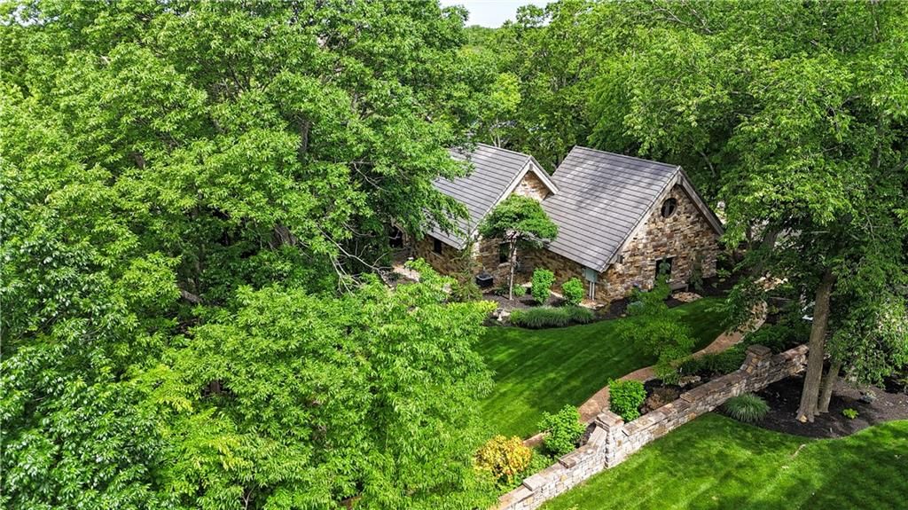 16900 Highland Ridge Drive — photo 2