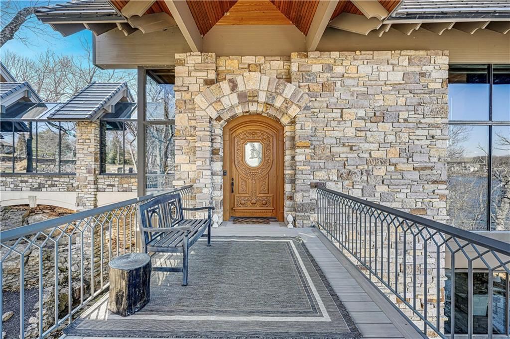 16900 Highland Ridge Drive — photo 4