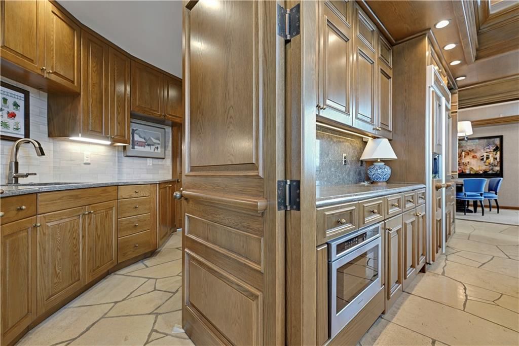 16900 Highland Ridge Drive — photo 10
