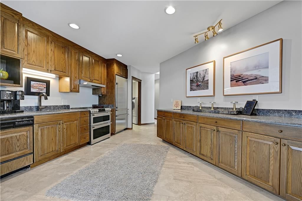 16900 Highland Ridge Drive — photo 34