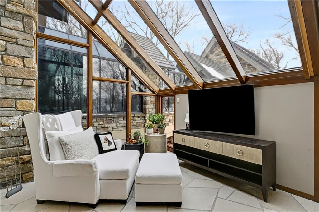 16900 Highland Ridge Drive — photo 39