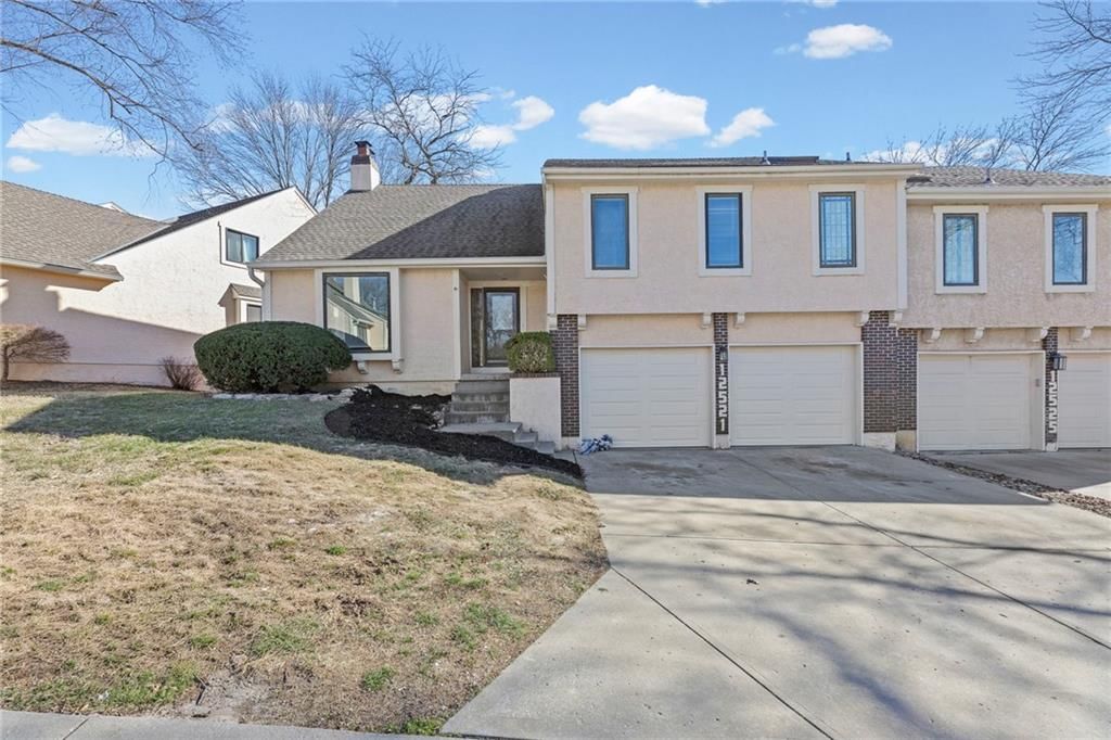 12521 W 85th Terrace, Lenexa, KS