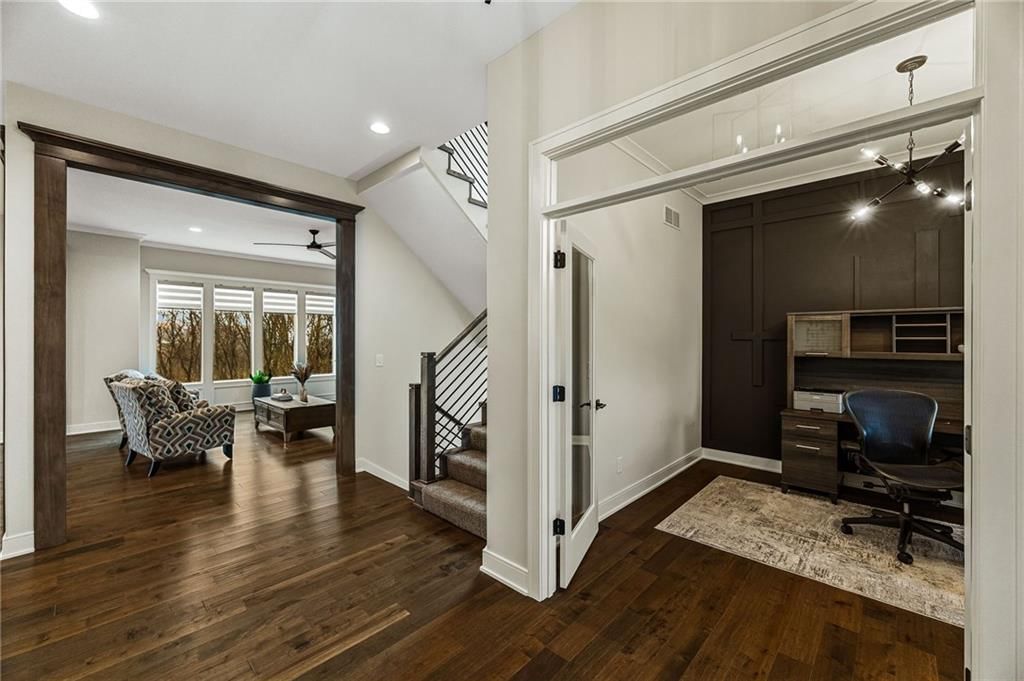 9310 Carbondale Street — photo 10