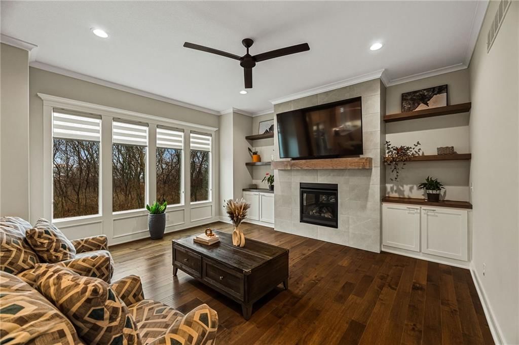 9310 Carbondale Street — photo 14