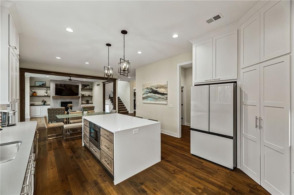 9310 Carbondale Street — photo 24
