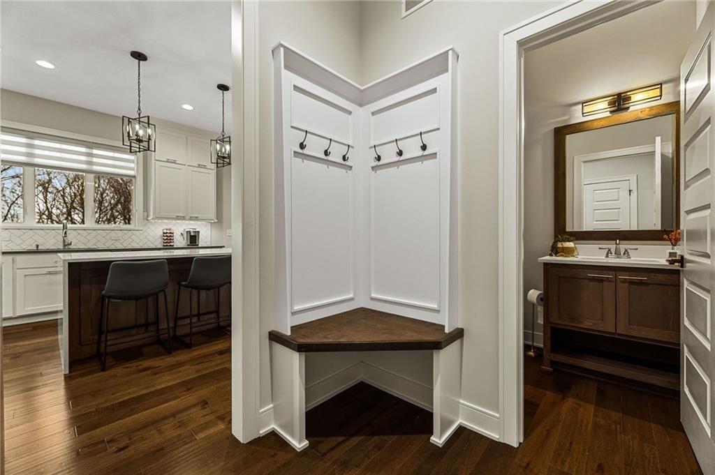 9310 Carbondale Street — photo 26
