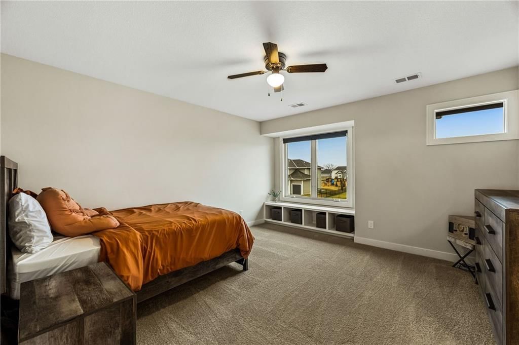 9310 Carbondale Street — photo 46
