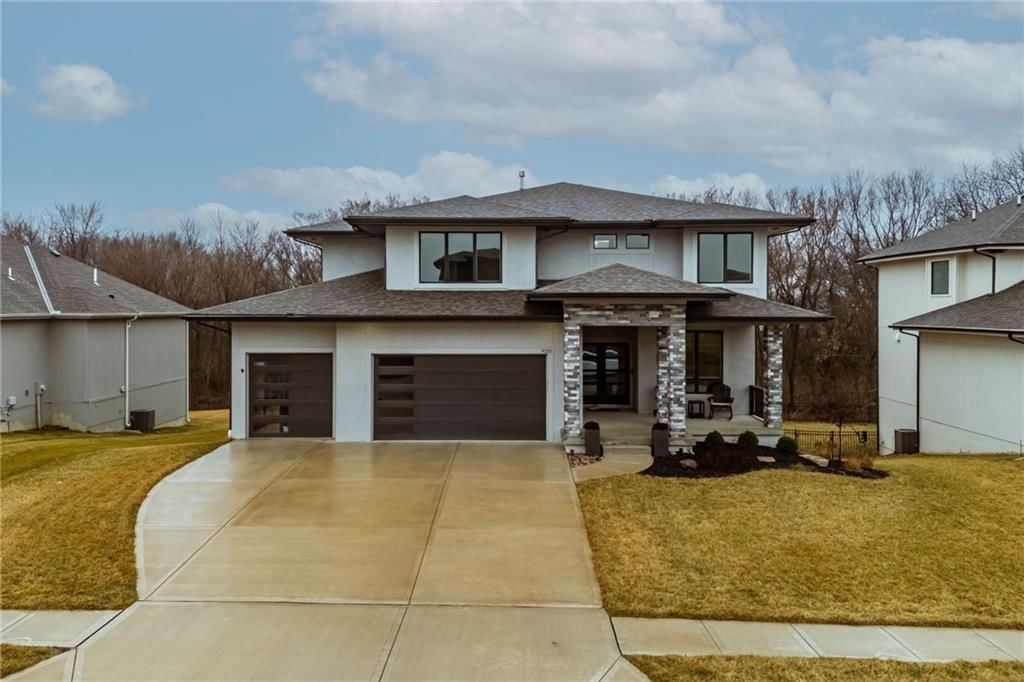 9310 Carbondale Street — photo 64