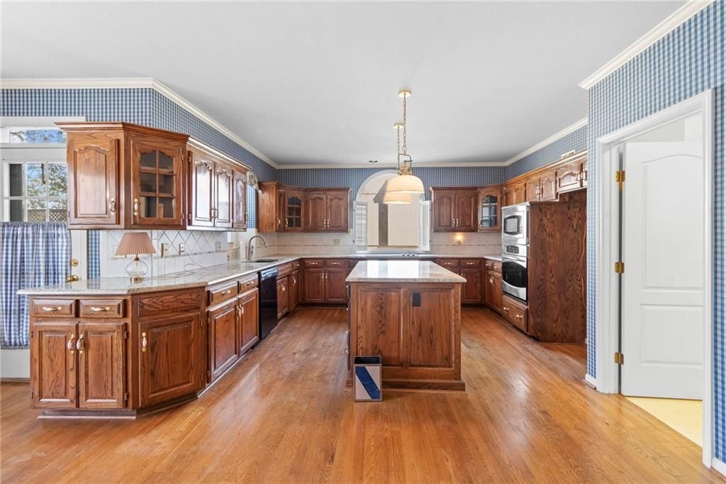 1008 NE Moss Point Road — photo 14