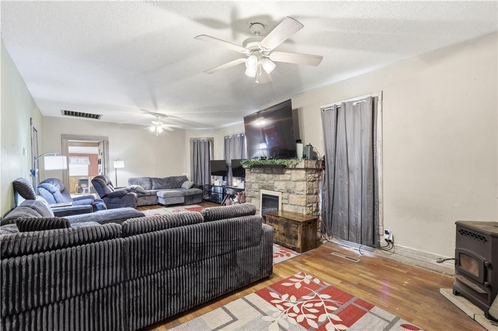 501 S Arthur Street — photo 4