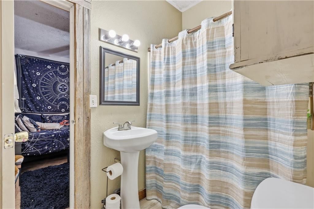 501 S Arthur Street — photo 17