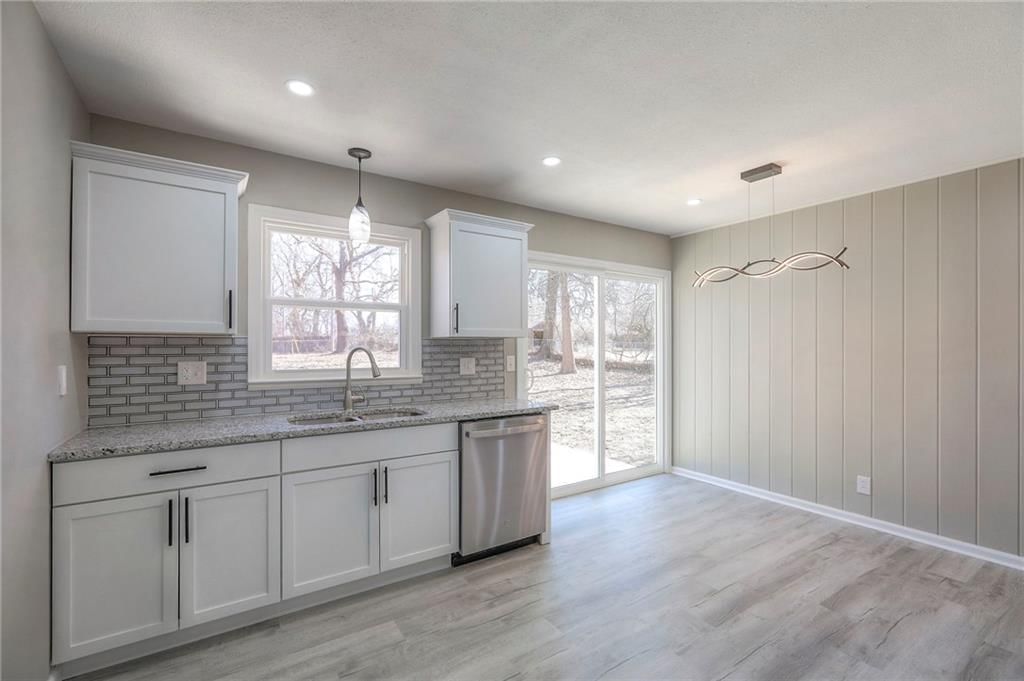 10427 Palmer Avenue — photo 8