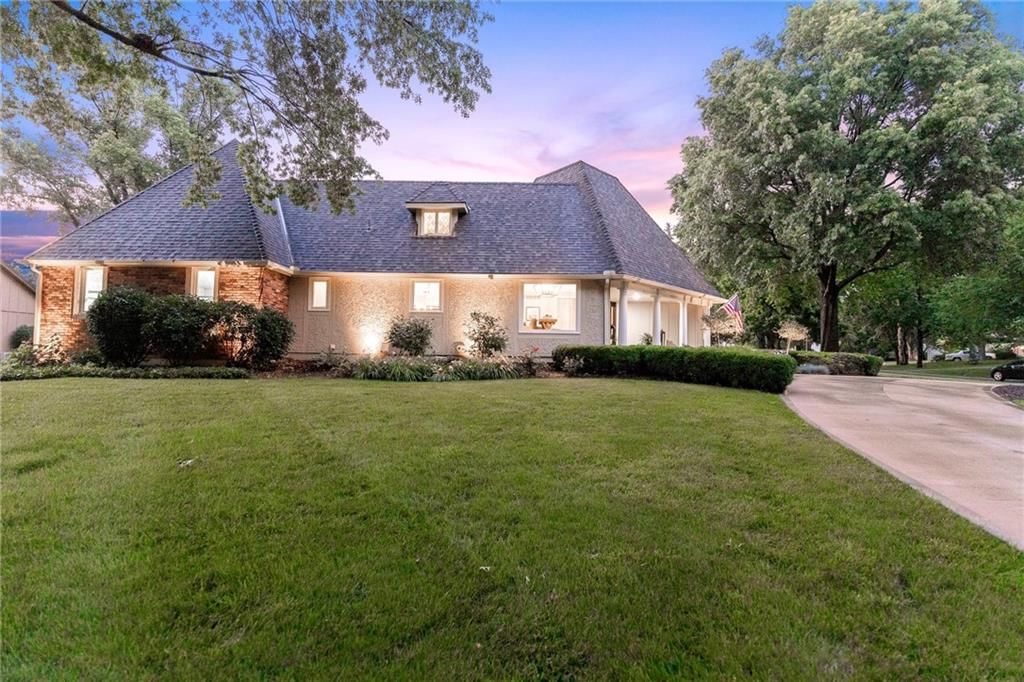 12854 Pembroke Circle — photo 8