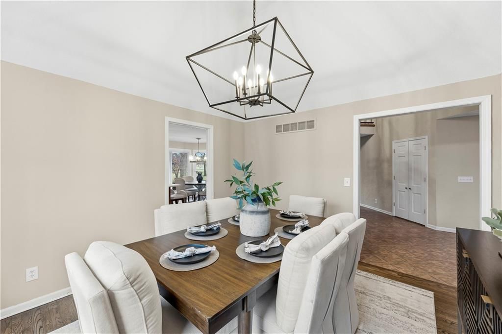 12854 Pembroke Circle — photo 29