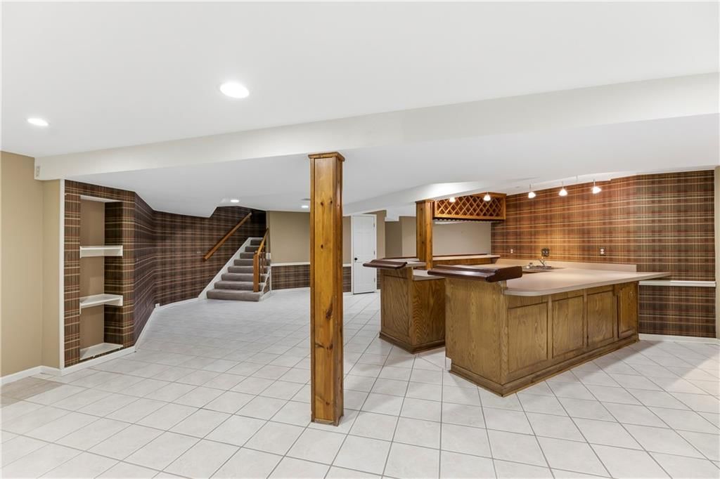 12854 Pembroke Circle — photo 45