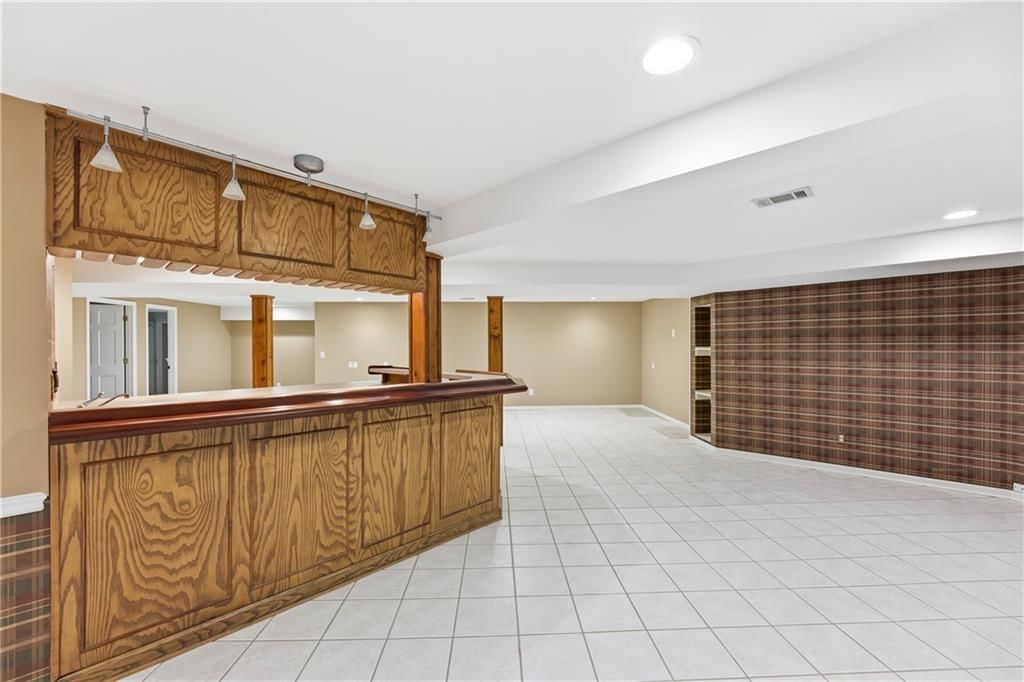 12854 Pembroke Circle — photo 48