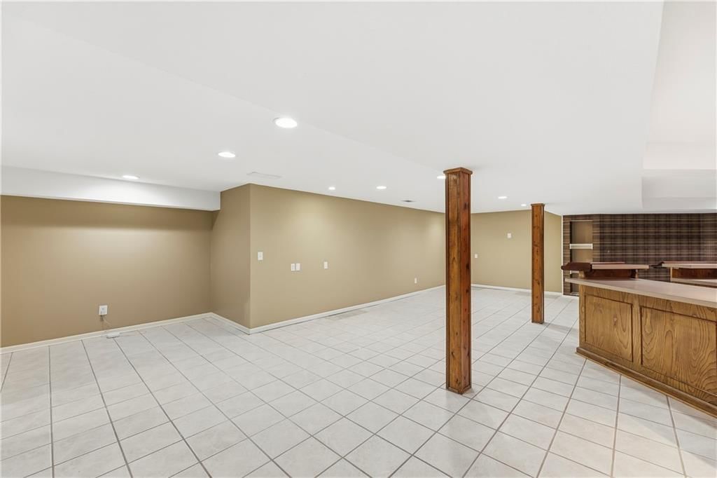 12854 Pembroke Circle — photo 52