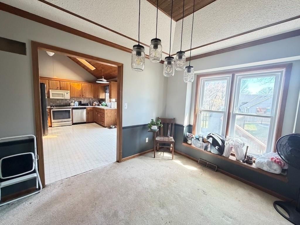 613 SE Brentwood Drive — photo 6