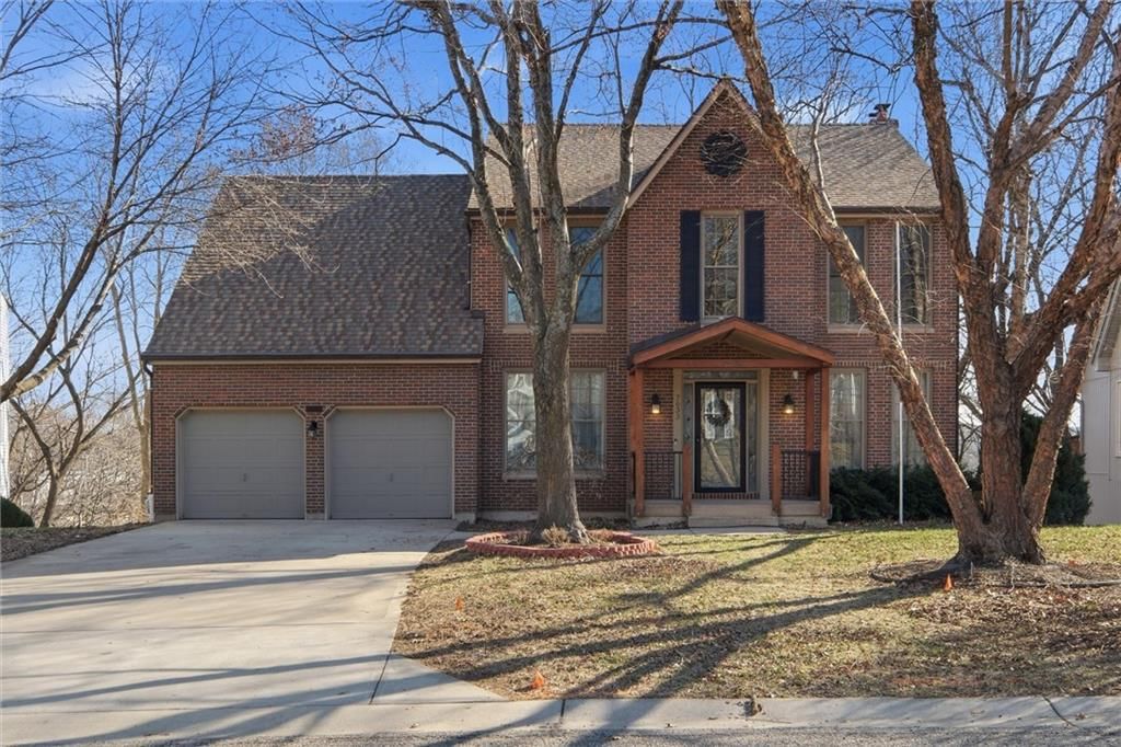 7633 Acuff Lane, Lenexa, KS