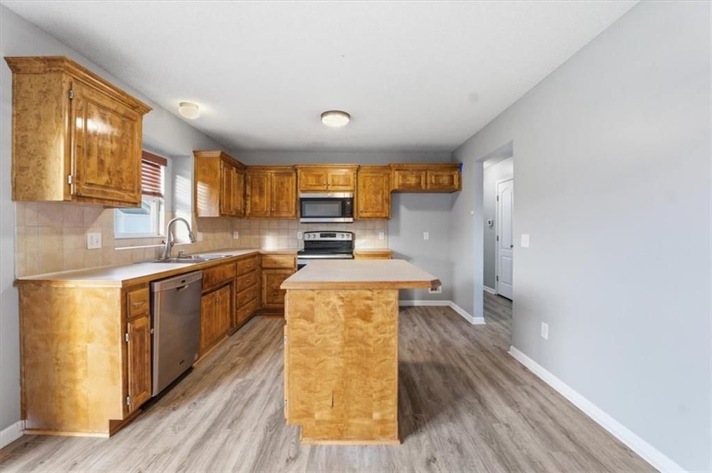 1203 Silver Maple Drive — photo 7